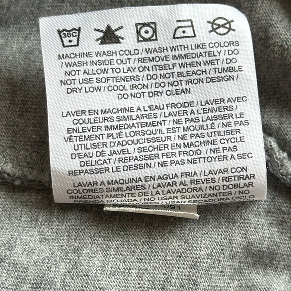 Nike Just Do It gray, black, and red top, size M - Picture 9 of 9